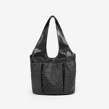 將圖片載入圖庫檢視器 韓國 EMO 狗牙慵懶托特包 / Lazy Tote Bag